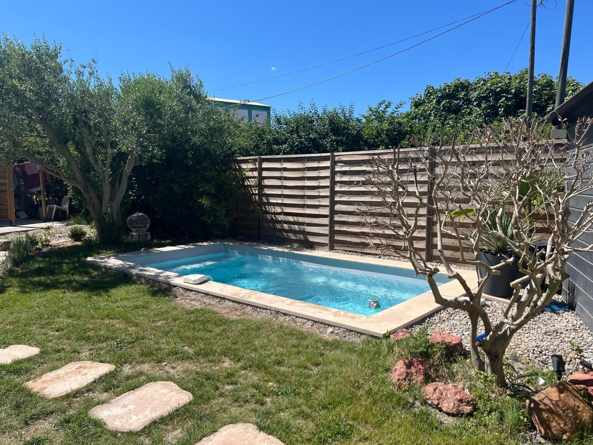 Sasha'Blue-Terrasse Jardin-Park-Clim-Piscine Apartamento LʼIsle-sur-la-Sorgue Exterior foto
